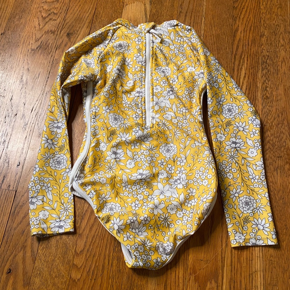 Girls long sleeve bathing suit - size xs - Picture 3 of 3